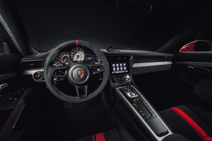 Торпедо Porsche 911 GT3 2017 года  (WW) (фото 28 из 86)